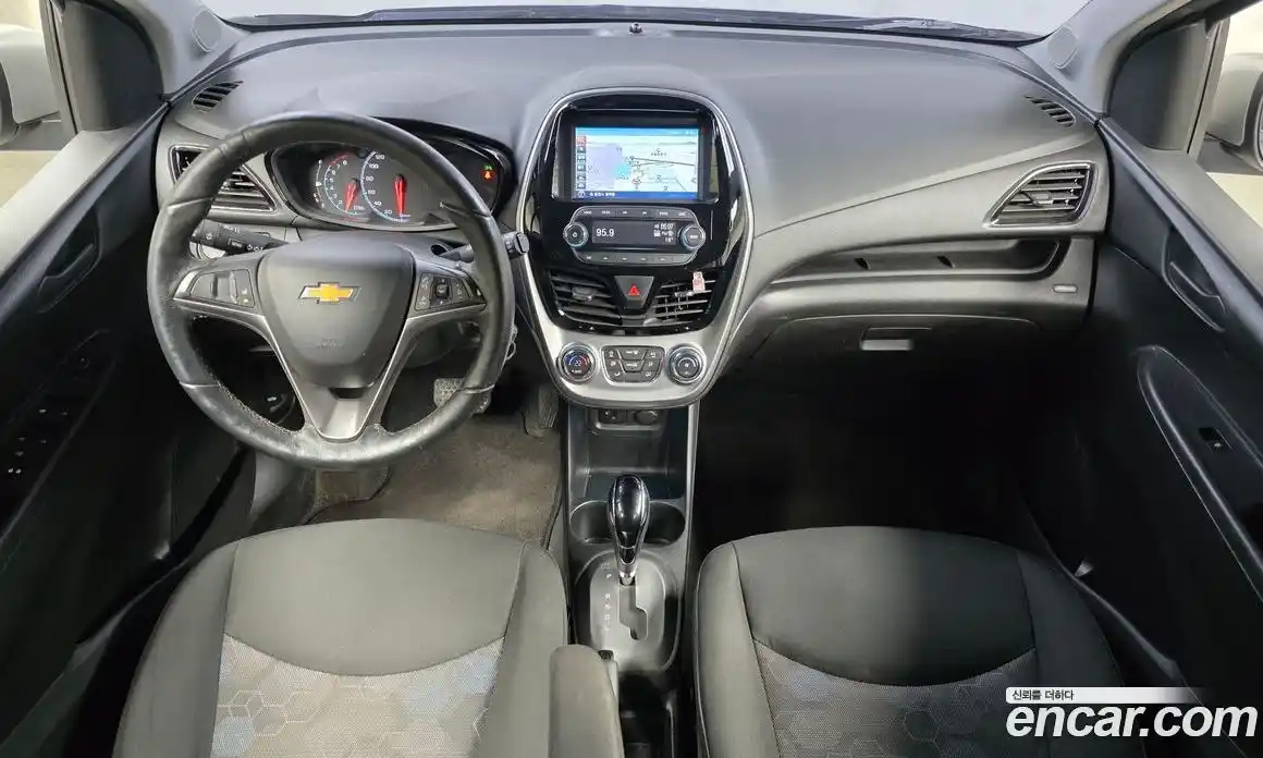 Chevrolet Spark 2015 1.0 Автомат в Москве № 1279018, фото 7