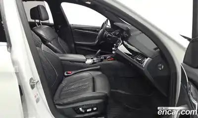 BMW 5-Series 2019 2.0 гидро в Москве № 1279192, миниатюра 10