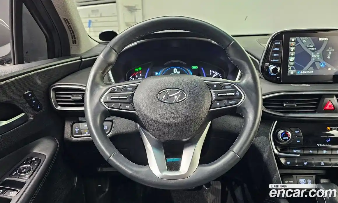 Hyundai Santa Fe 2019 2.0 гидро в Москве № 1279232, фото 13