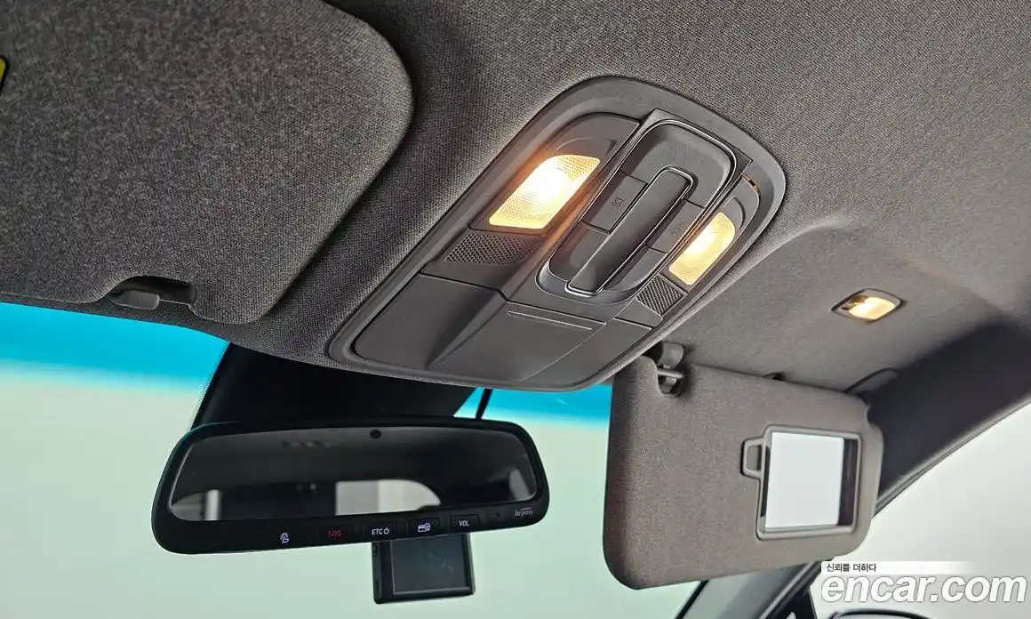 Hyundai Santa Fe 2019 2.0 гидро в Москве № 1279232, фото 18