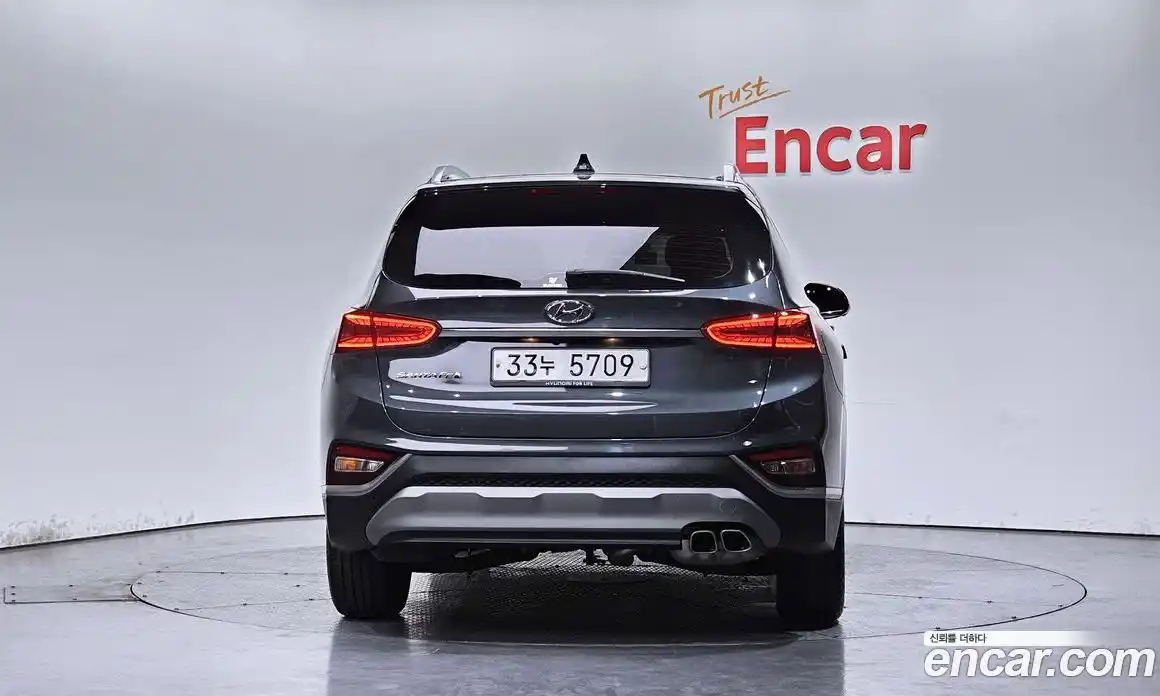 Hyundai Santa Fe 2019 2.0 гидро в Москве № 1279232, фото 4