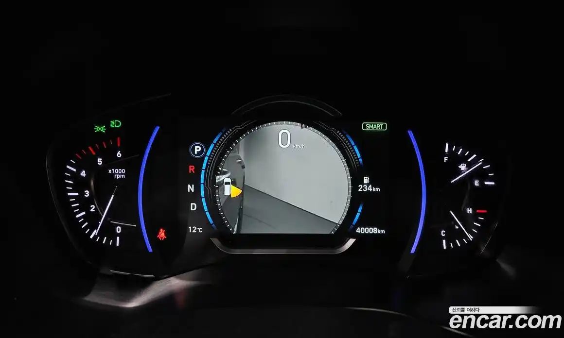 Hyundai Santa Fe 2019 2.0 гидро в Москве № 1279232, фото 8