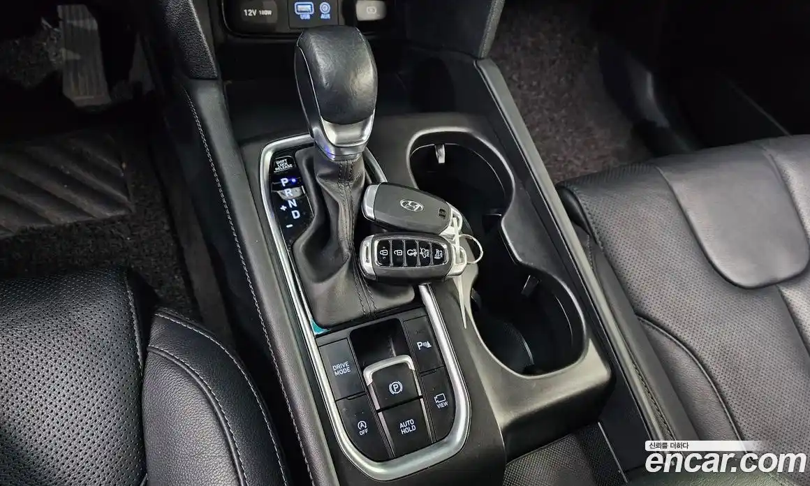 Hyundai Santa Fe 2019 2.0 гидро в Москве № 1279232, фото 9
