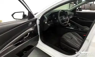 Hyundai Avante 2024 1.6 гидро в Москве № 1279284, миниатюра 10