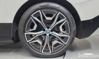 BMW iX 2023 0.3 гидро в Москве № 1279292, миниатюра 5