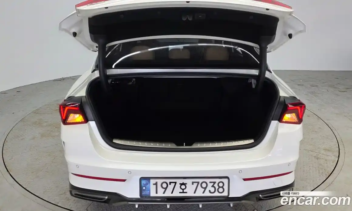 Kia K5 2022 1.6 Автомат в Москве № 1279470, фото 20