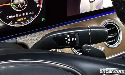 Mercedes-Benz E-Class 2017 2.0 гидро в Москве № 1279783, миниатюра 9