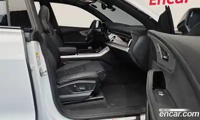 Audi Q8 2023 3.0 гидро в Москве № 1279964, миниатюра 11