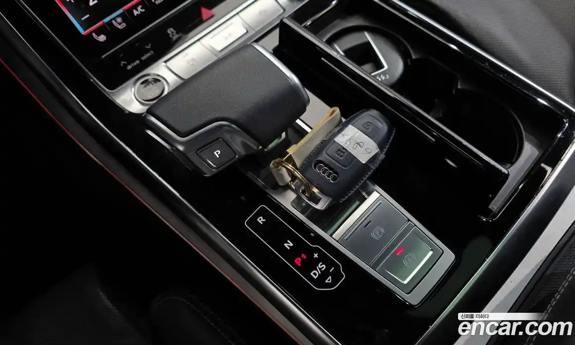 Audi Q8 2023 3.0 гидро в Москве № 1279964, фото 9