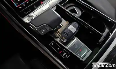 Audi Q8 2023 3.0 гидро в Москве № 1279964, миниатюра 9