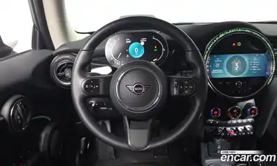 Mini Cooper 2022 1.5 гидро в Москве № 1280983, миниатюра 12