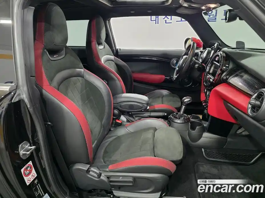 Mini Cooper 2017 2.0 гидро в Москве № 1281122, фото 16