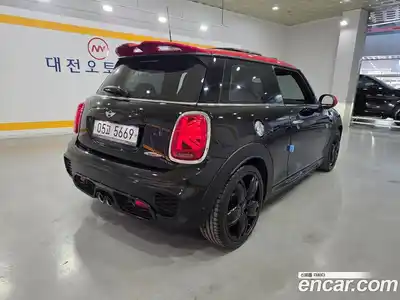 Mini Cooper 2017 2.0 гидро в Москве № 1281122, миниатюра 5