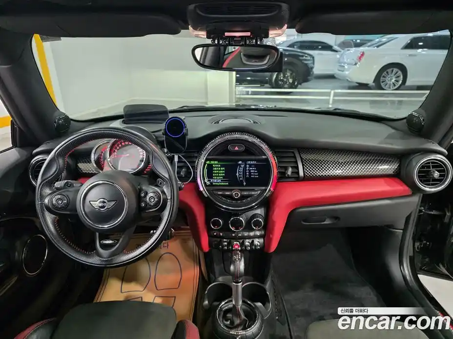 Mini Cooper 2017 2.0 гидро в Москве № 1281122, фото 9