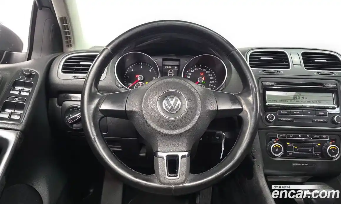 Volkswagen Golf 2011 2.0 гидро в Москве № 1281693, фото 13