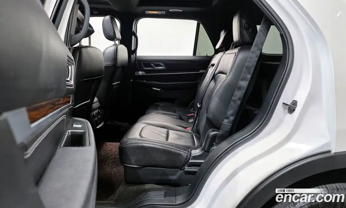 Ford Explorer 2018 2.3 гидро в Москве № 1282478, фото 12