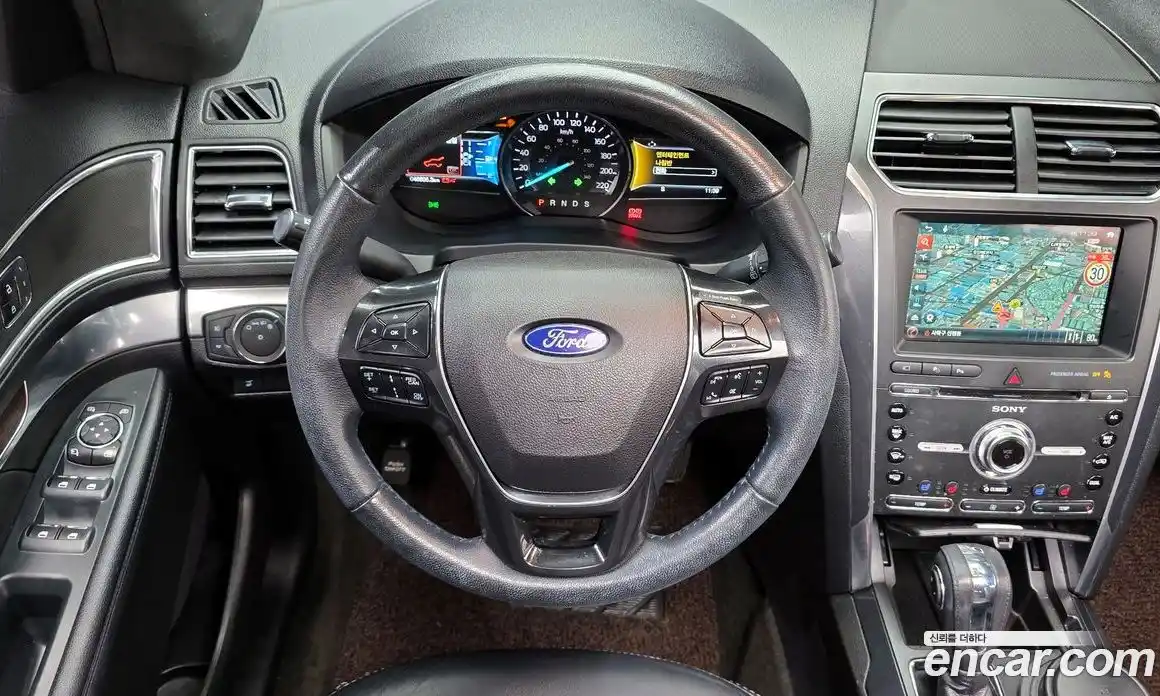 Ford Explorer 2018 2.3 гидро в Москве № 1282478, фото 13