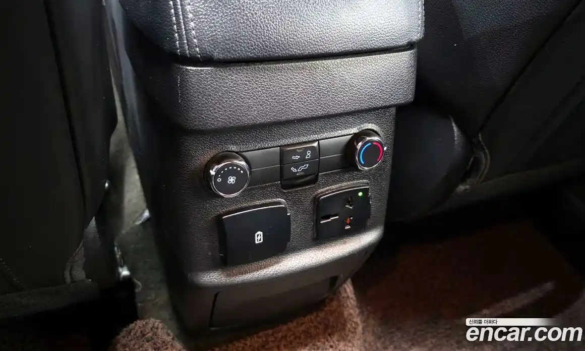 Ford Explorer 2018 2.3 гидро в Москве № 1282478, фото 18