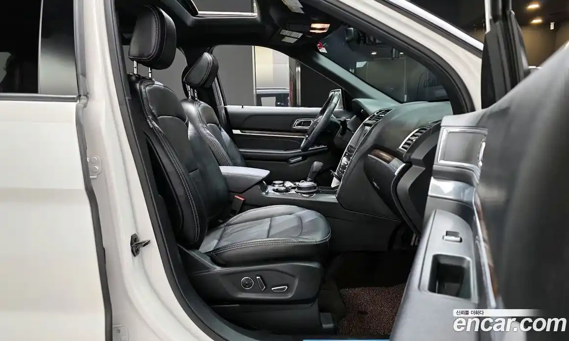 Ford Explorer 2018 2.3 гидро в Москве № 1282478, фото 10