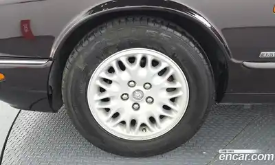 Jaguar XJ-8 2000 4.0 гидро в Москве № 1283530, миниатюра 5
