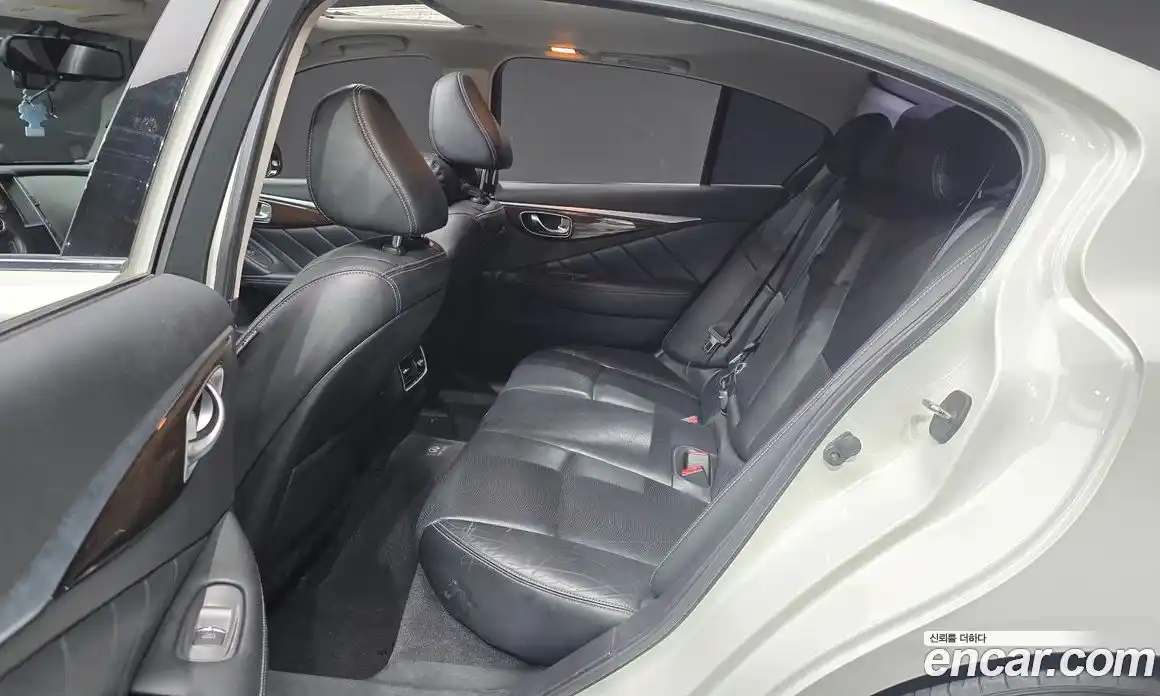 Infiniti Q50 2015 2.1 гидро в Москве № 1283643, фото 12