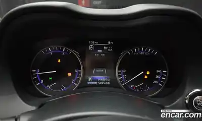 Infiniti Q50 2015 2.1 гидро в Москве № 1283643, миниатюра 8