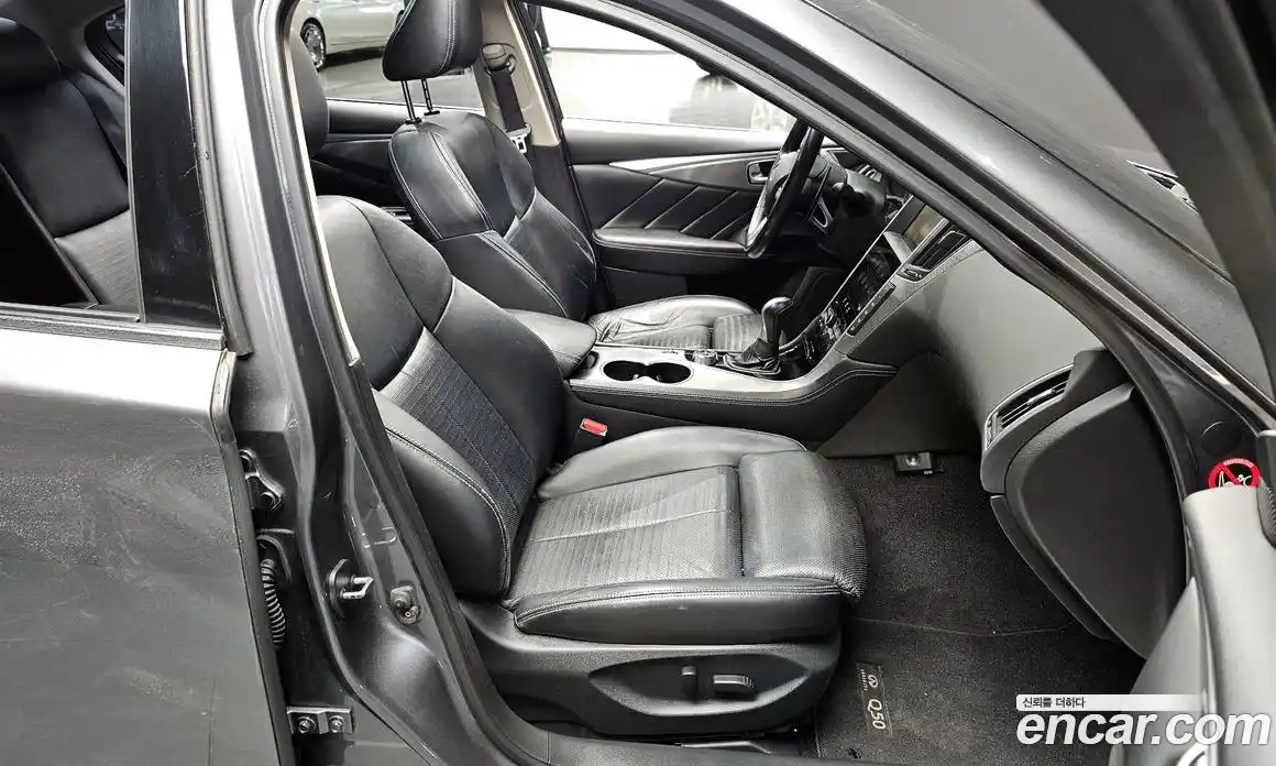 Infiniti Q50 2016 3.5 гидро в Москве № 1283655, фото 11