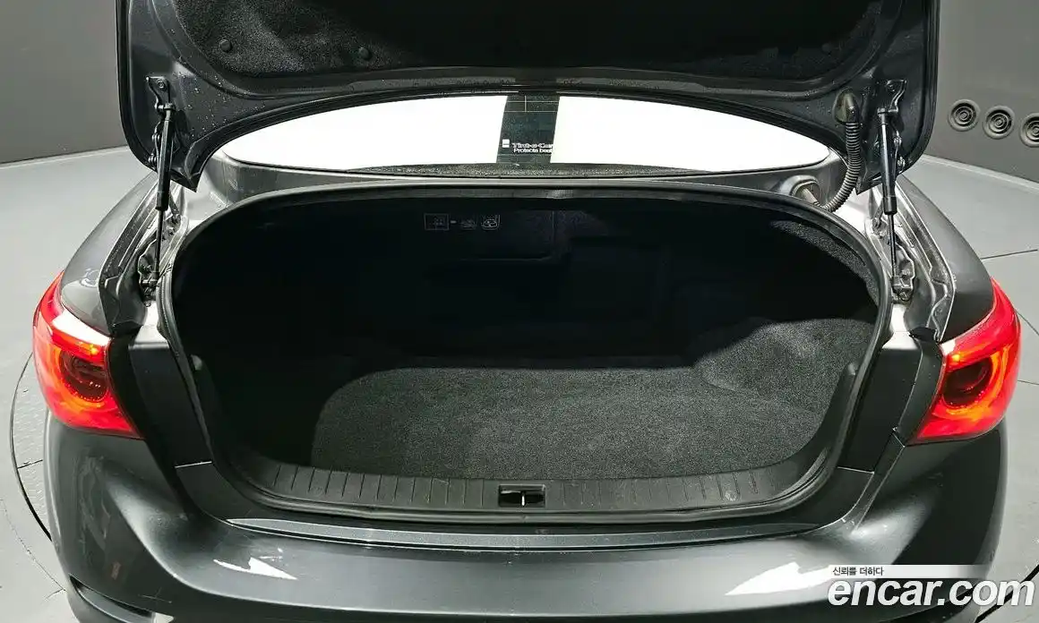 Infiniti Q50 2016 3.5 гидро в Москве № 1283655, фото 20