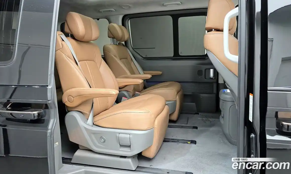 Hyundai Staria 2025 1.6 гидро в Москве № 1288349, фото 12