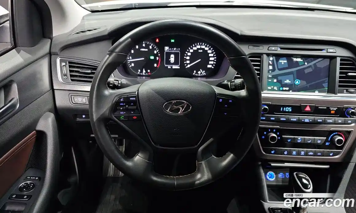 Hyundai Sonata 2016 2.0 гидро в Москве № 1288591, фото 13