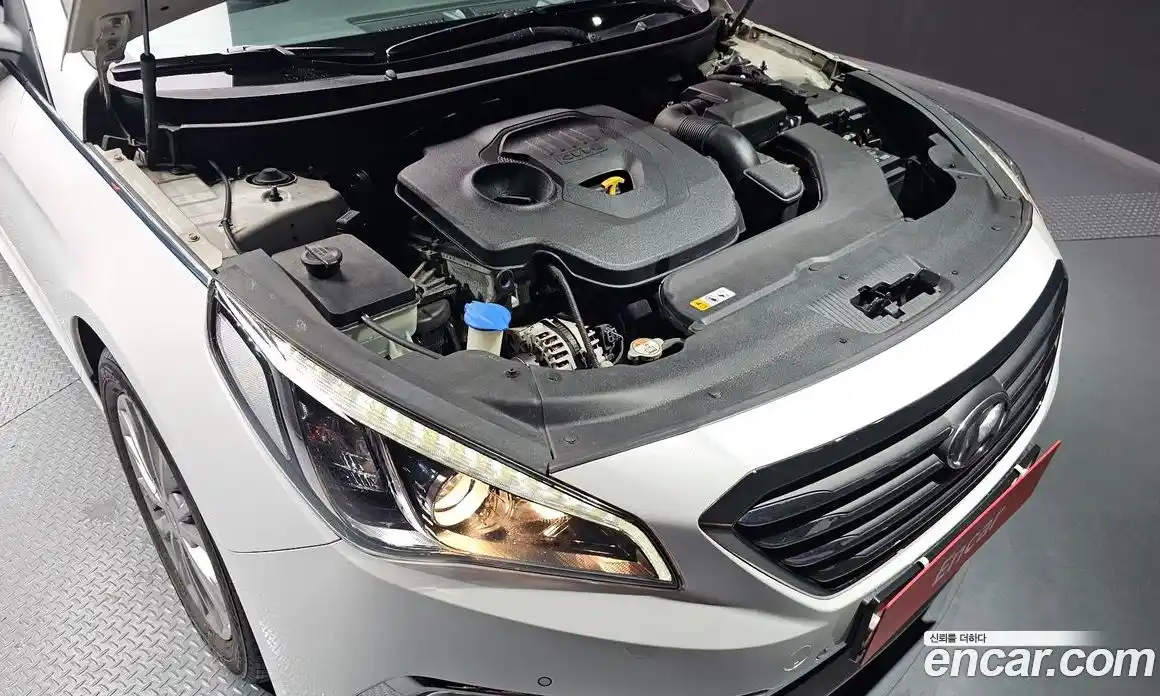 Hyundai Sonata 2016 2.0 гидро в Москве № 1288591, фото 6