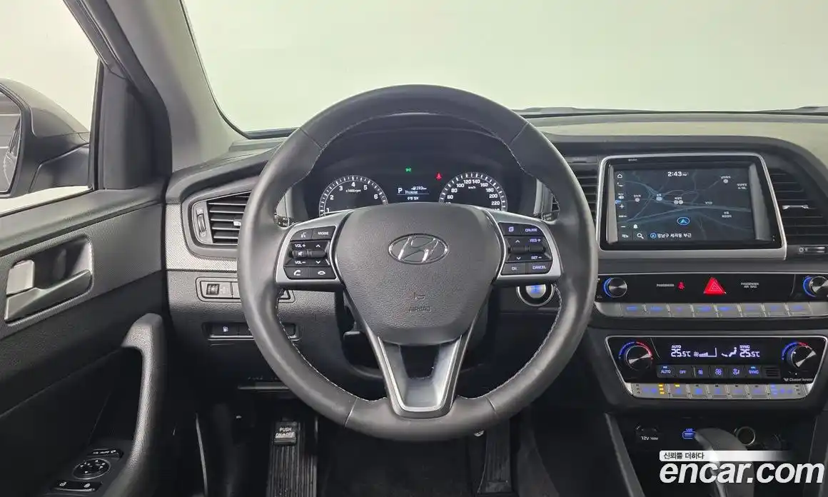 Hyundai Sonata 2018 2.0 гидро в Москве № 1288603, фото 13