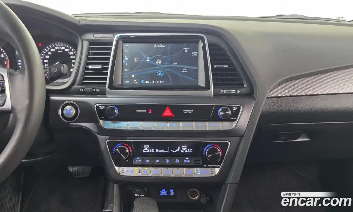 Hyundai Sonata 2018 2.0 гидро в Москве № 1288603, фото 14