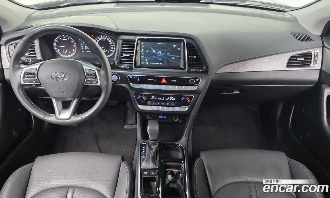 Hyundai Sonata 2018 2.0 гидро в Москве № 1288603, фото 7