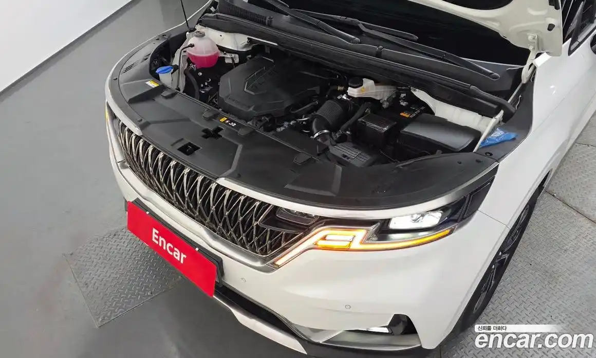 Kia Canival 2023 2.2 Автомат в Москве № 1288957, фото 6