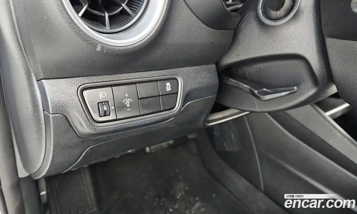 Kia K3 2022 1.6 Автомат в Москве № 1289018, фото 15