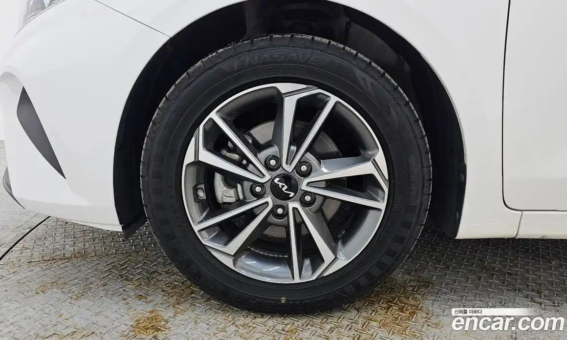 Kia K3 2022 1.6 Автомат в Москве № 1289018, фото 5