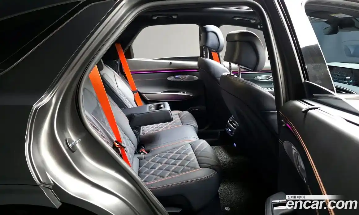 Genesis GV70 2025 3.5 Автомат в Москве № 1289077, фото 12