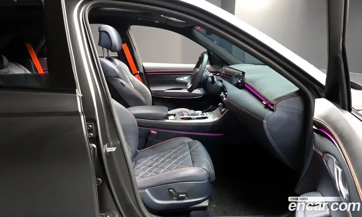 Genesis GV70 2025 3.5 Автомат в Москве № 1289077, фото 10