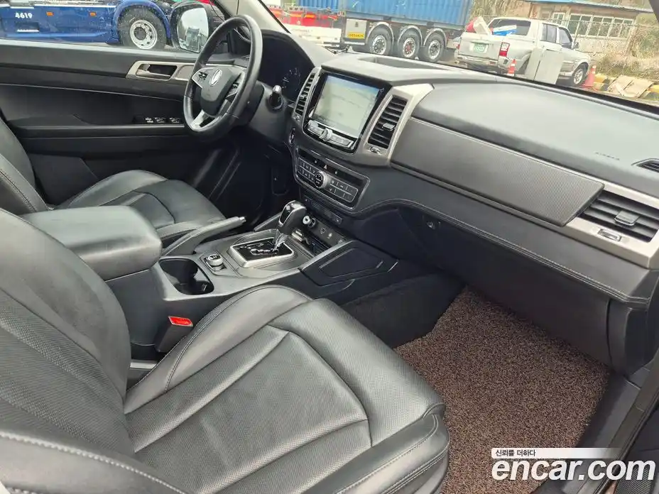 SsangYong Rexton 2018 2.2 Автомат в Москве № 1289812, фото 10