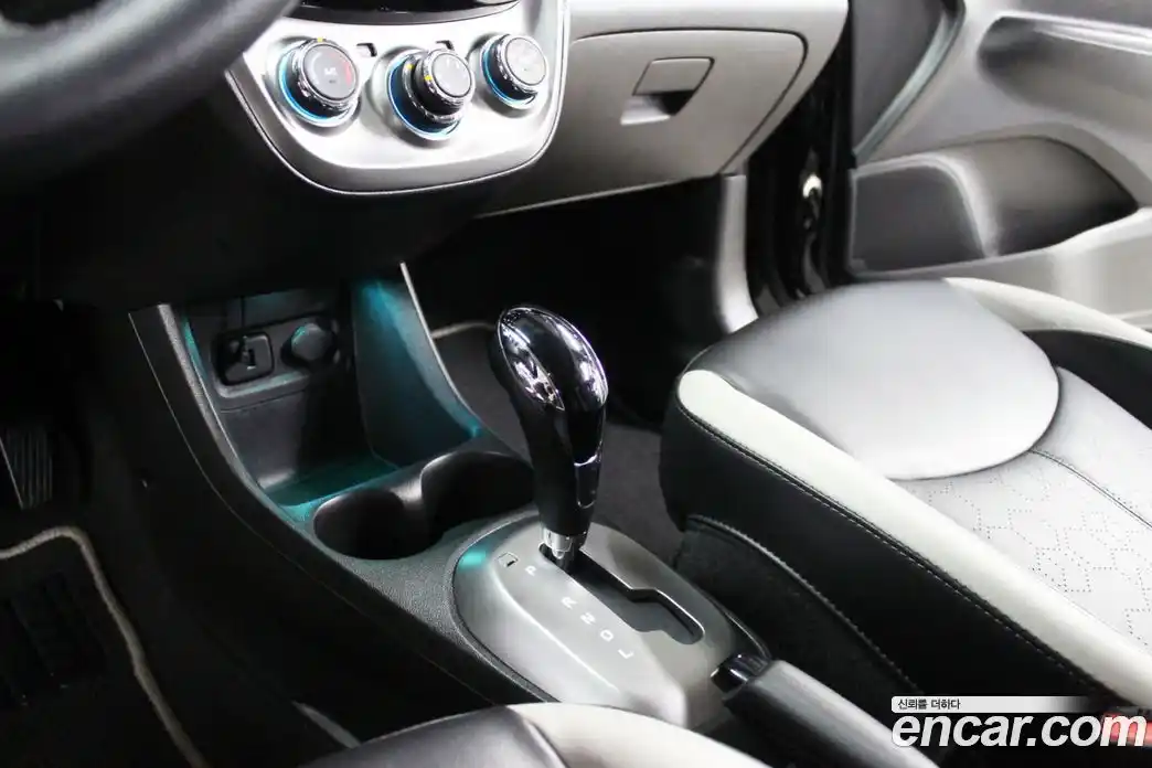 Chevrolet Spark 2018 1.0 Автомат в Москве № 1290186, фото 15