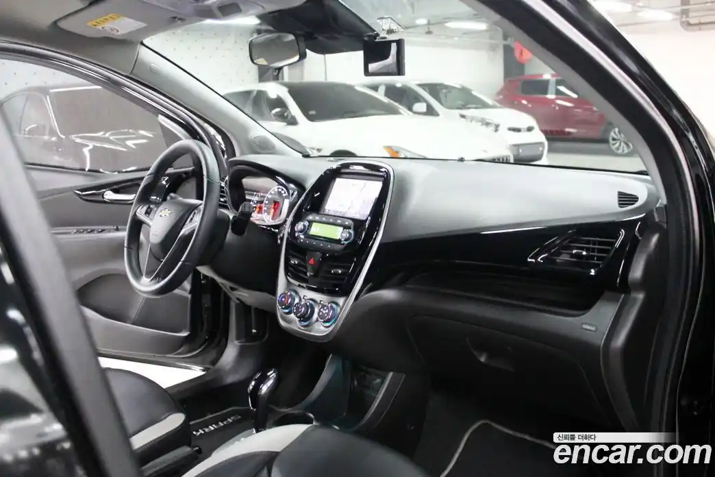 Chevrolet Spark 2018 1.0 Автомат в Москве № 1290186, фото 10