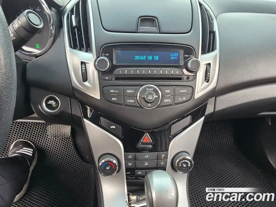 Chevrolet Cruze 2015 1.4 Автомат в Москве № 1290228, фото 13