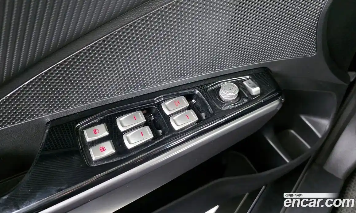 SsangYong TIBOLI 2018 1.6 Автомат в Москве № 1290886, фото 18