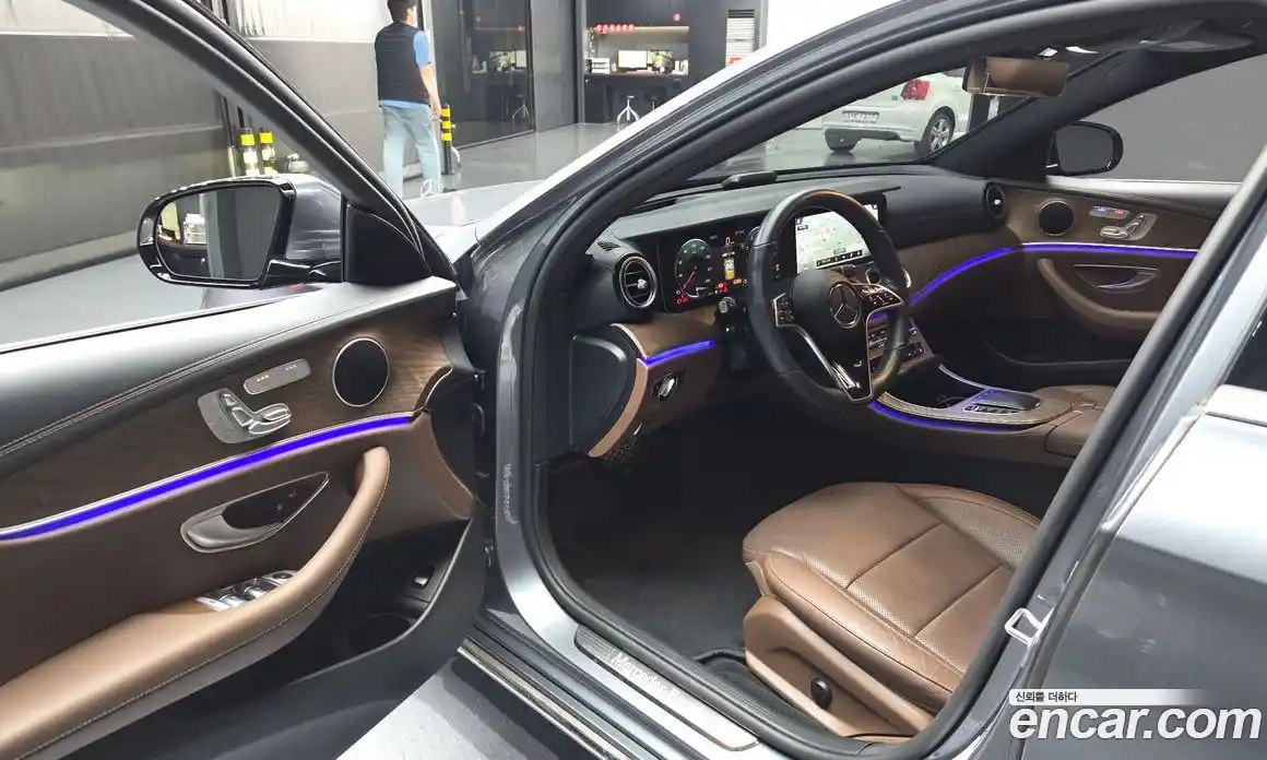 Mercedes-Benz E-Class 2022 2.0 гидро в Москве, фото 10