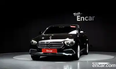 Mercedes-Benz E-Class 2023 2.0 гидро в Москве, миниатюра 2