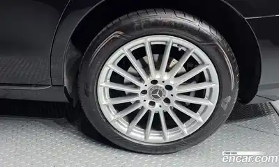 Mercedes-Benz E-Class 2023 2.0 гидро в Москве, миниатюра 4