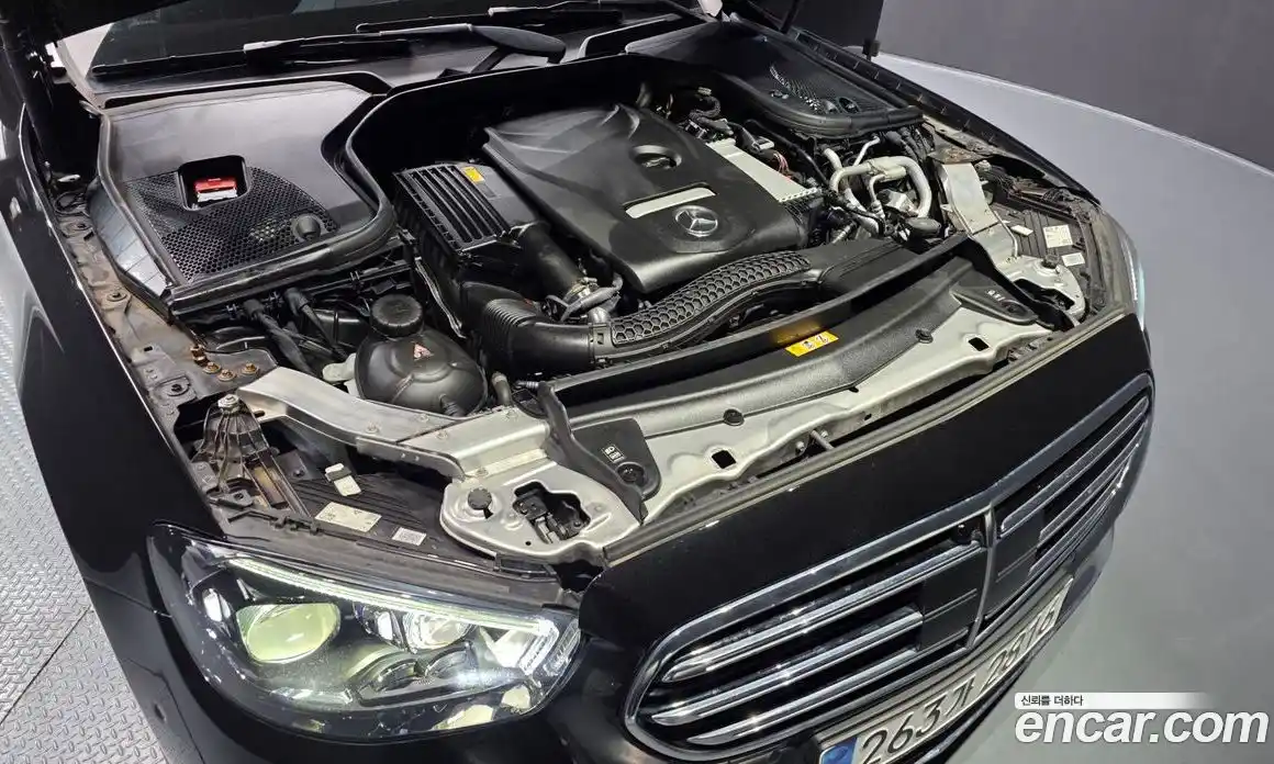 Mercedes-Benz E-Class 2023 2.0 гидро в Москве, фото 5