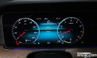 Mercedes-Benz E-Class 2023 2.0 гидро в Москве, миниатюра 7