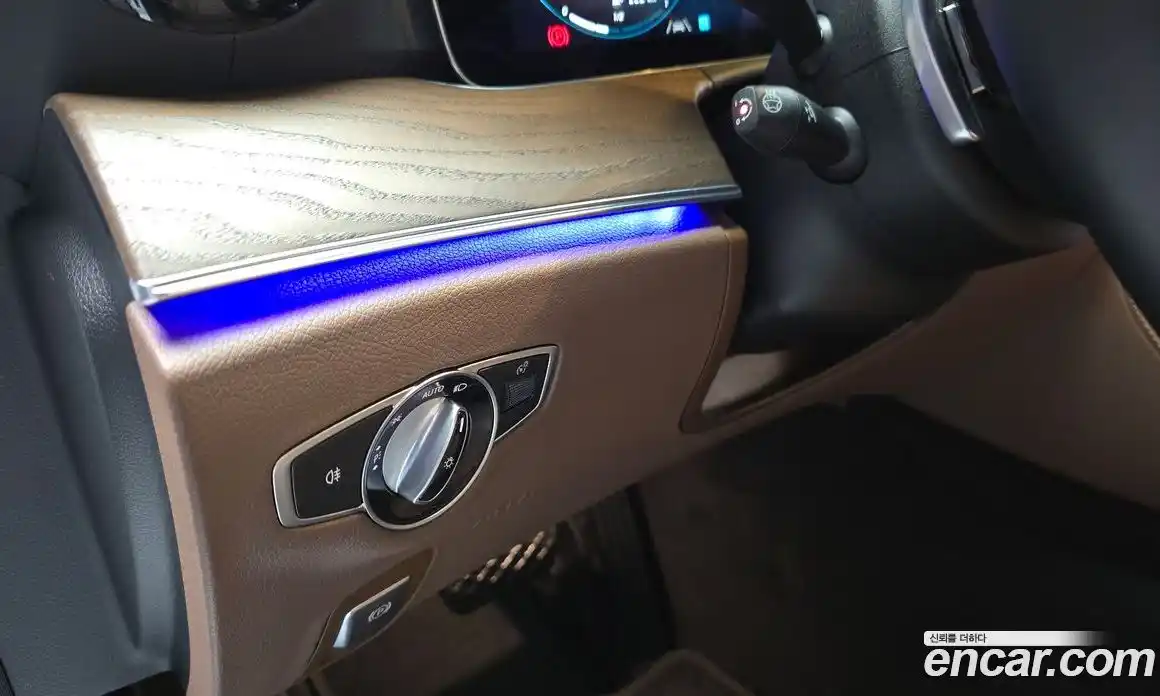 Mercedes-Benz E-Class 2021 2.0 гидро в Москве, фото 14